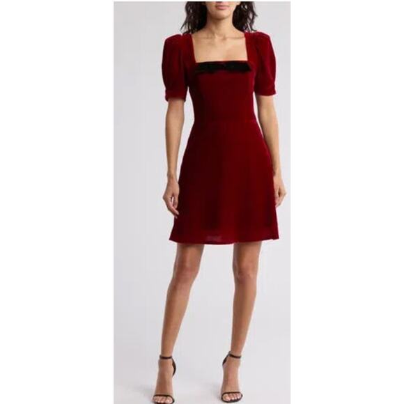 WAYF Red Velvet With Black Bow Thinking Of You Puff Sleeve Mini Dress in Size XL - Picture 1 of 7